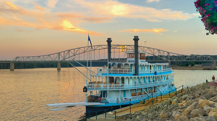 riverboat twilight mississippi river cruise